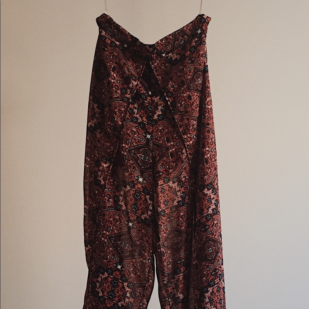 Patterned boho pants with shorts